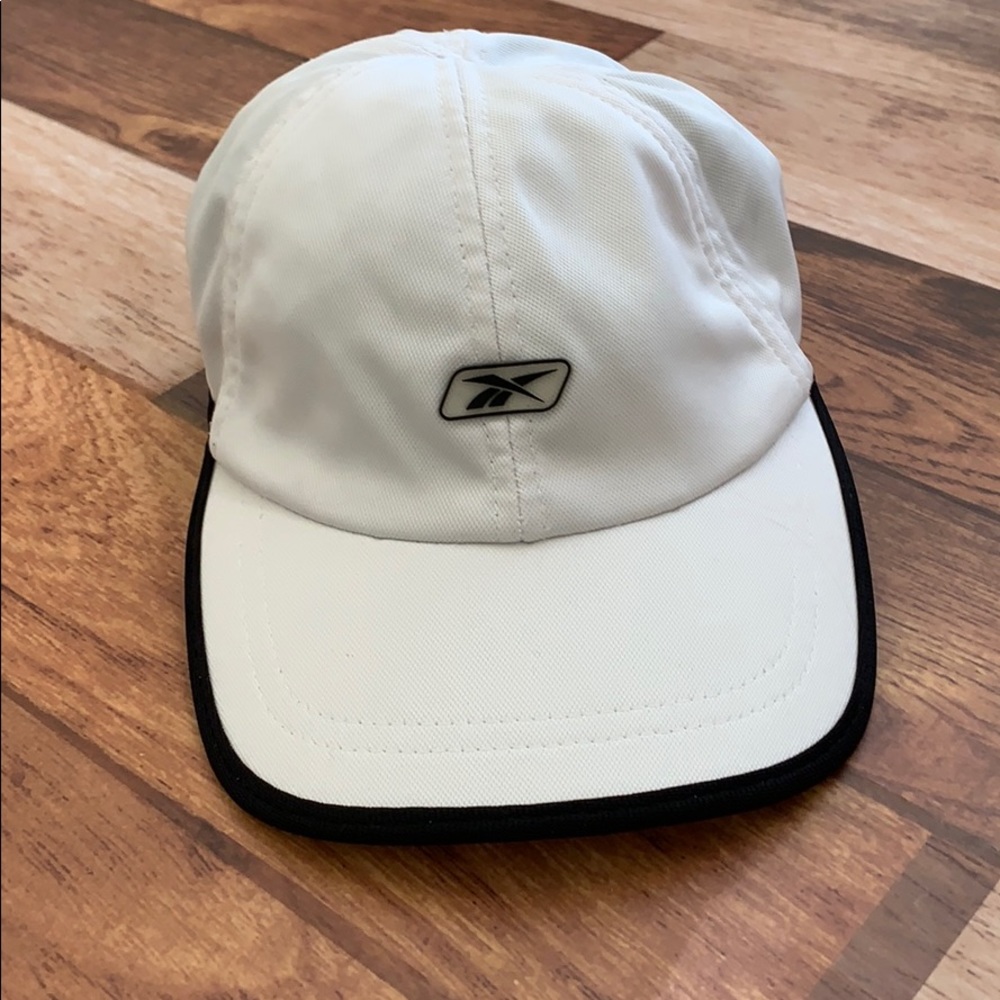 Reebok Cap - Picture 2 of 9